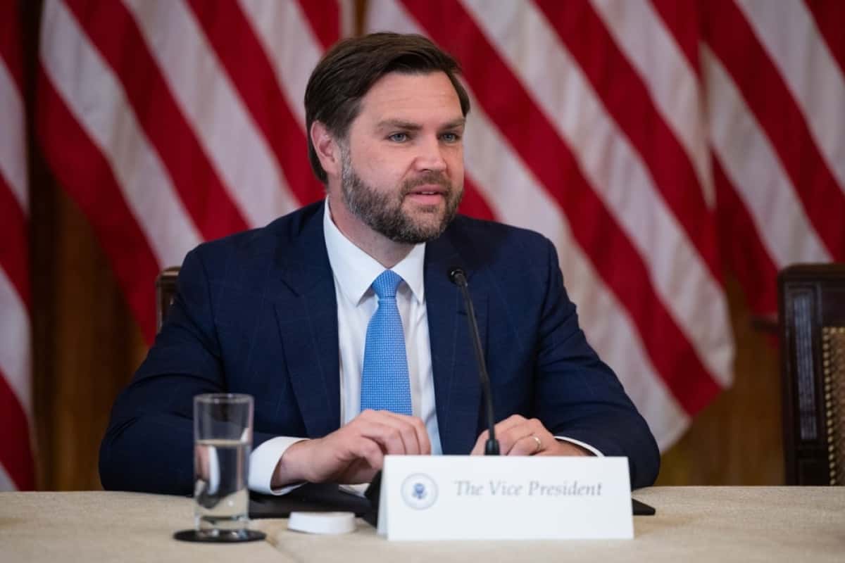 Washington (United States), 07/05/2025.- US Vice President JD Vance speaks during a meeting of the White House Task Force on the FIFA World Cup 2026 in the East Room of the White House in Washington, DC, USA, 06 May 2025. Andrew Giuliani was named Executive Director of the task force. EFE/EPA/FRANCIS CHUNG / POOL