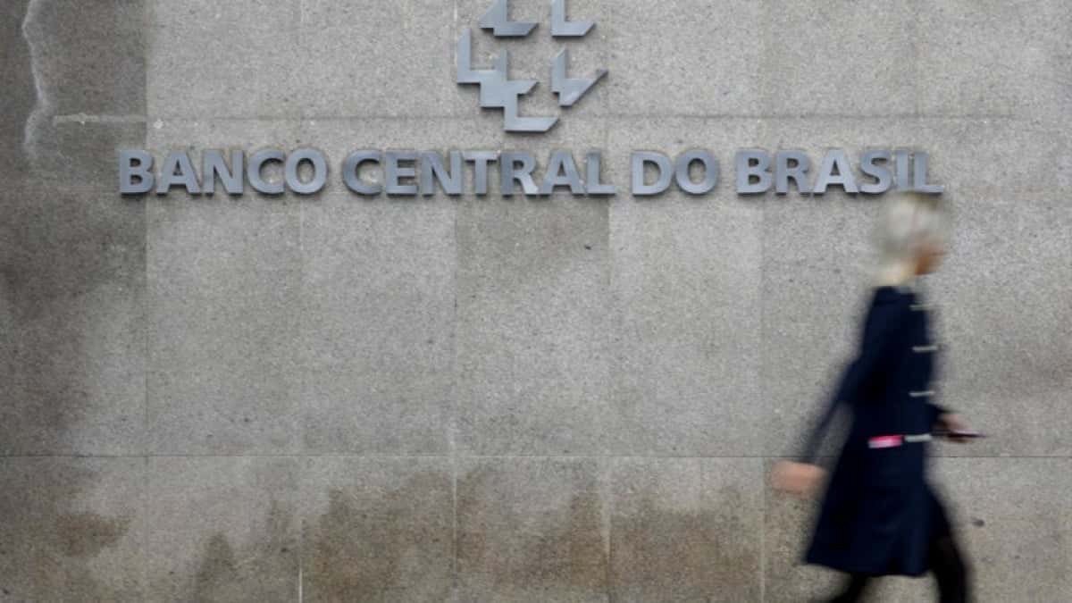 BancoCentral-BC-Fachada-11-848×477-1