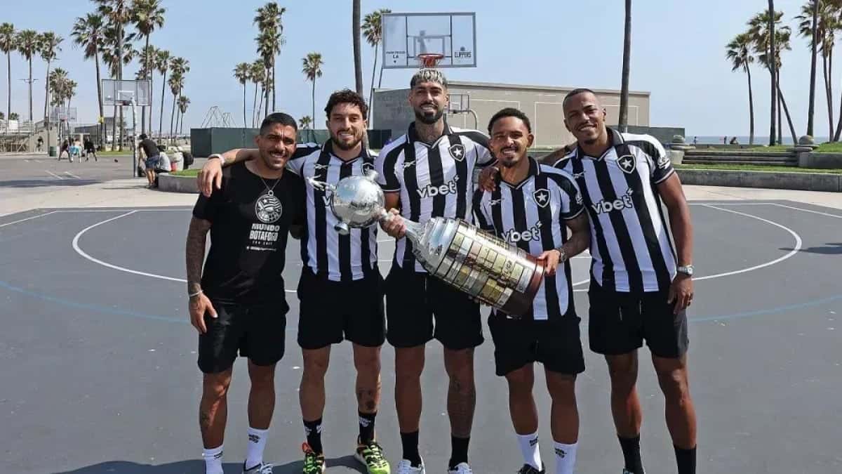 Jogadores-do-Botafogo-em-Venice-Beach-1
