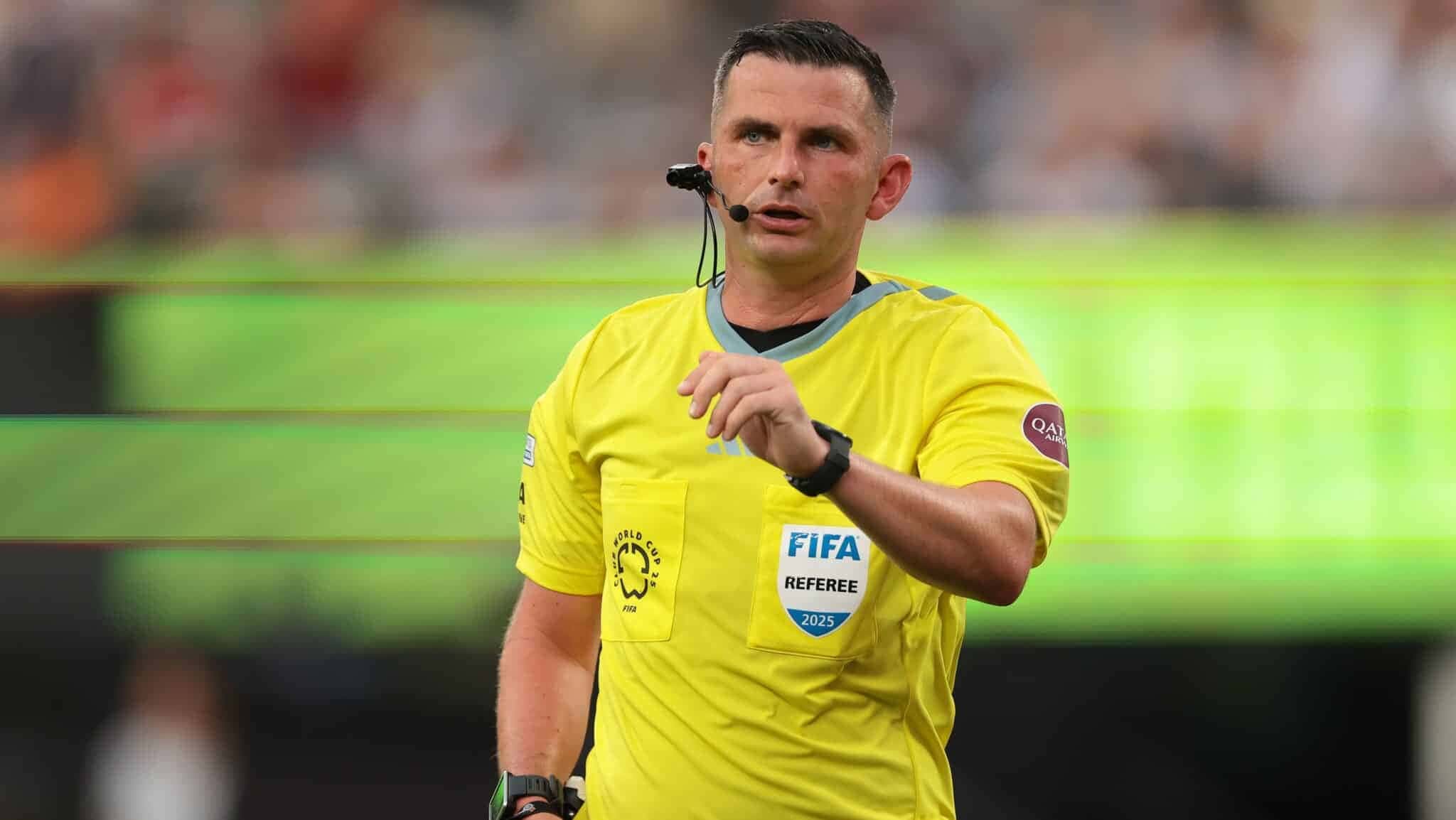 arbitro_michael_oliver-e1751200468500