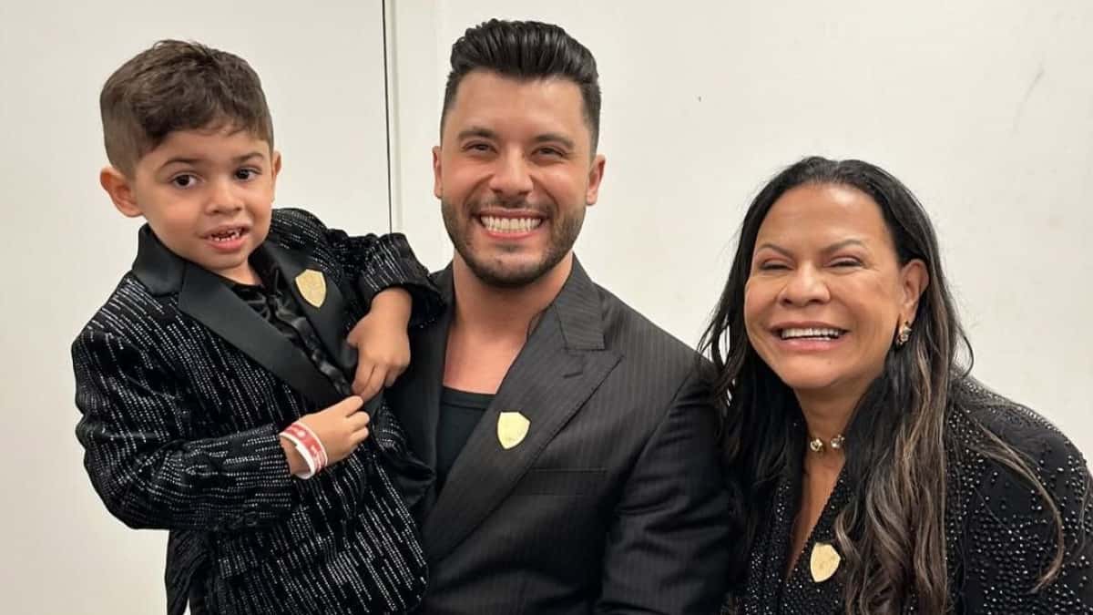 filho-marilia-mendonca-mae-e1747069002253