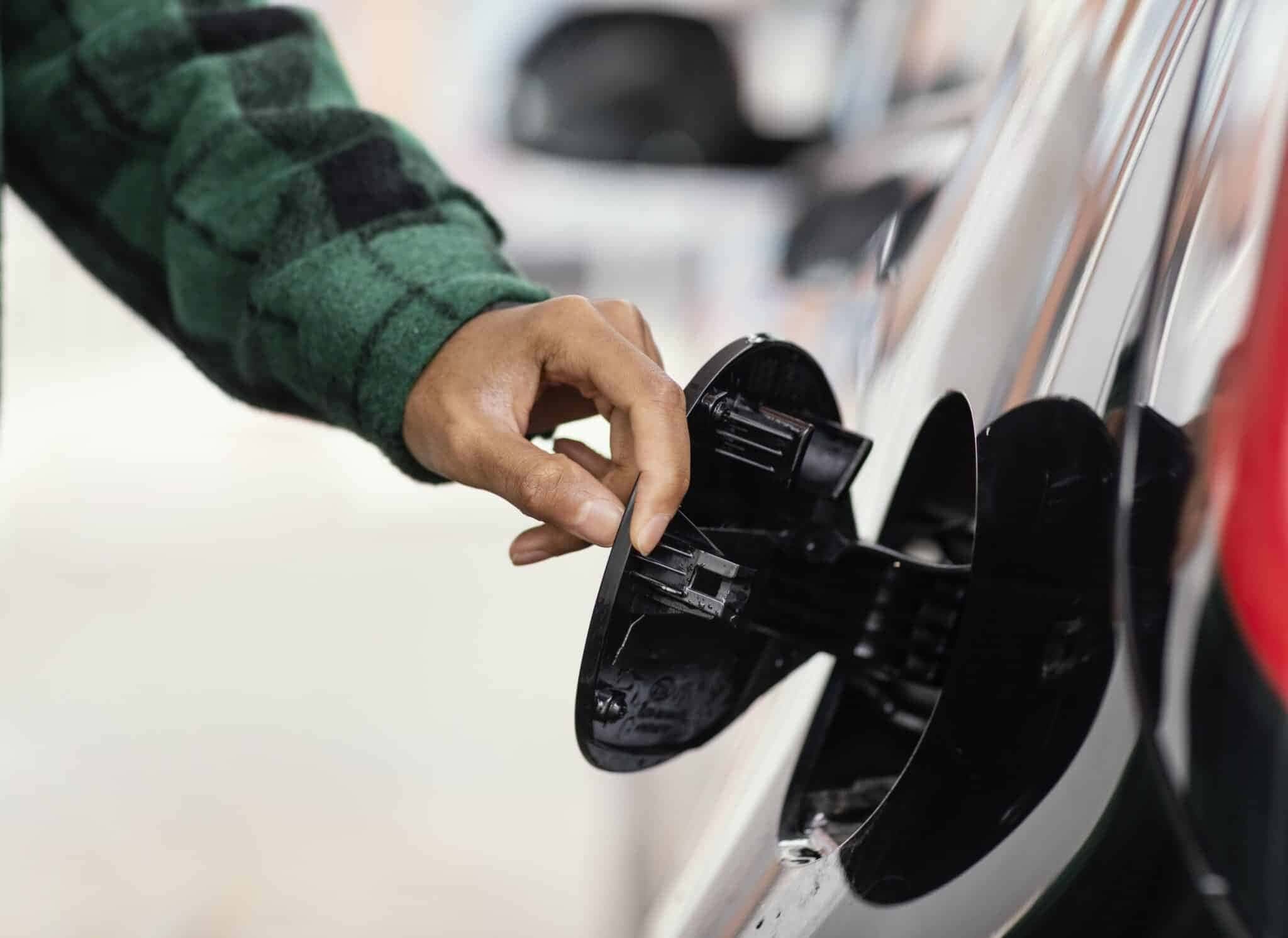 gasolina-no-tanque