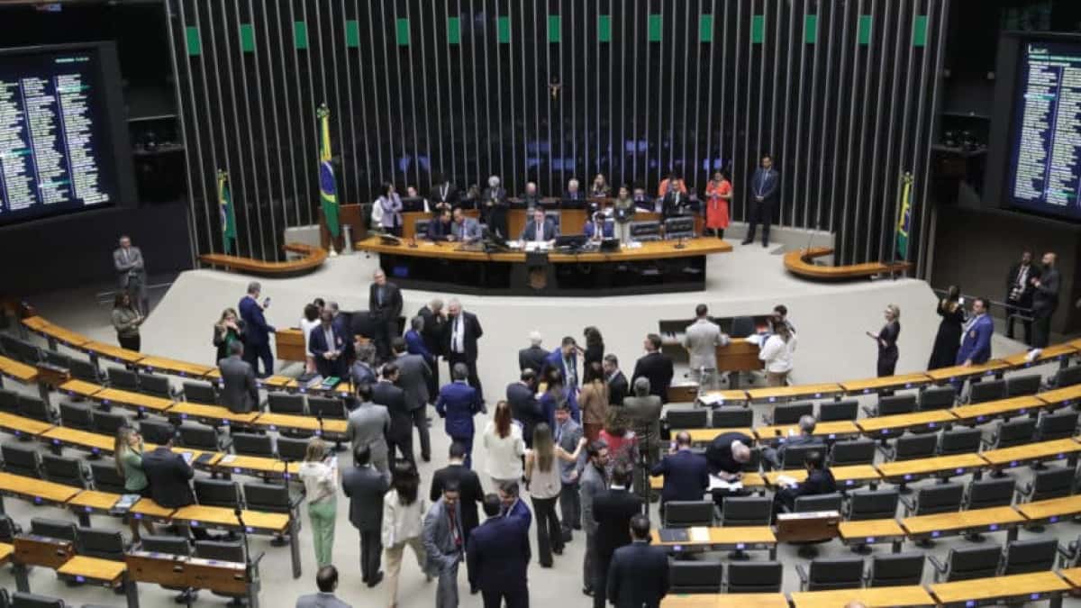 sessao-congresso-9mai2024-1-848×477-1