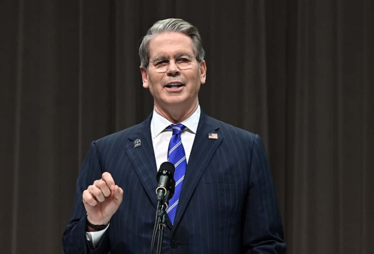 OSAKA (Japan), 19/07/2025.- US Treasury Secretary Scott Bessent delivers a speech during the official ceremony of the USA National Day at the Osaka World Expo 2025, in Osaka, Japan, 19 July 2025. The US Treasury Secretary is visiting Japan as both countries are working to reach a deal in the ongoing US-Japan tariff negotiations. (Japón) EFE/EPA/SOICHIRO KORIYAMA