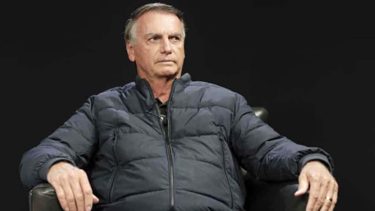 Ex-Presidente Jair Bolsonaro (PL) durante entrevista exclusiva ao jornal digital Poder360, no estúdio do jornal, em Brasília. | Sérgio Lima/Poder360 - 15.jul.2025