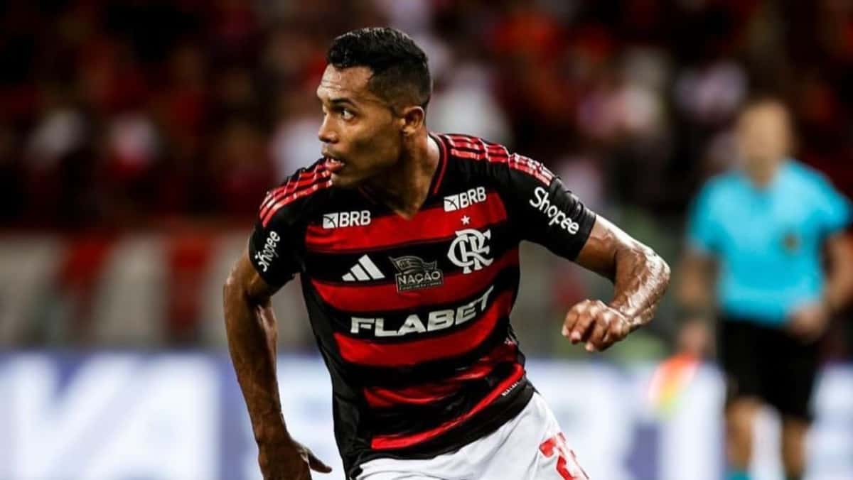 alex-sandro-flamengo-e1747227703874