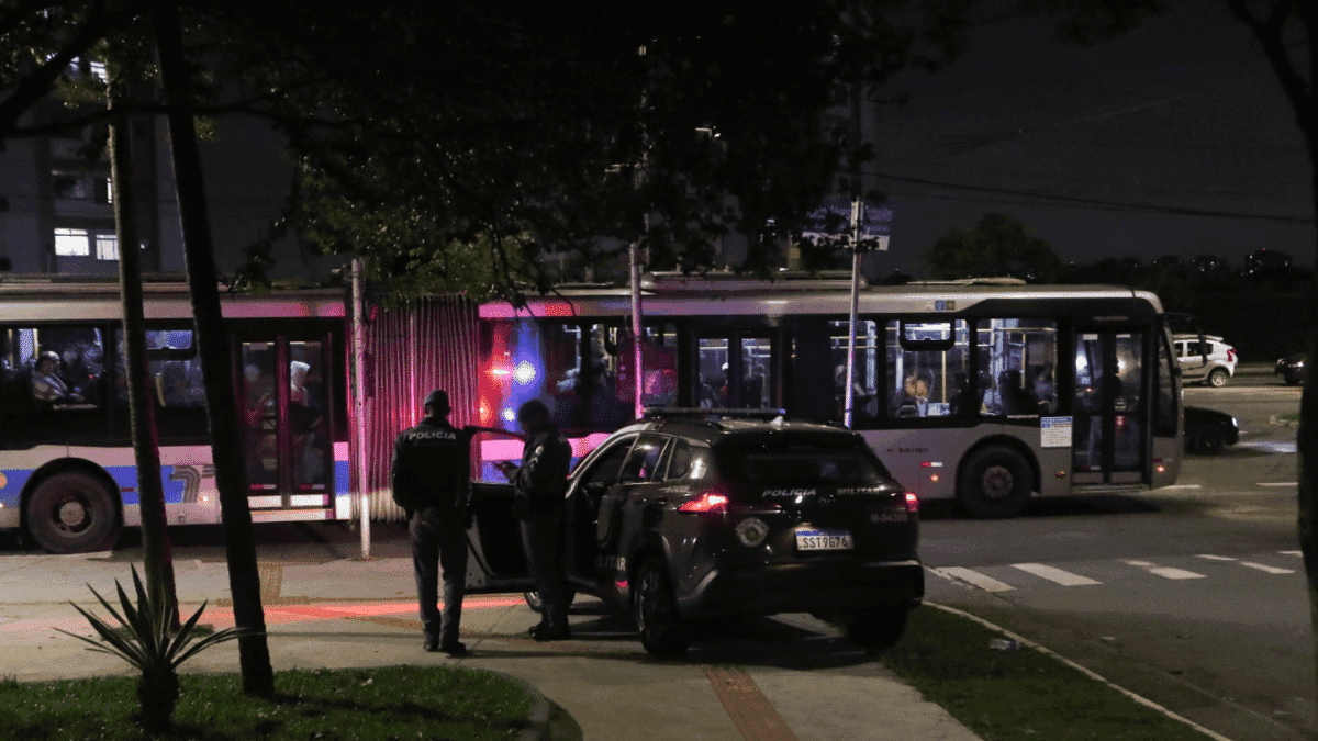 ataque-onibus