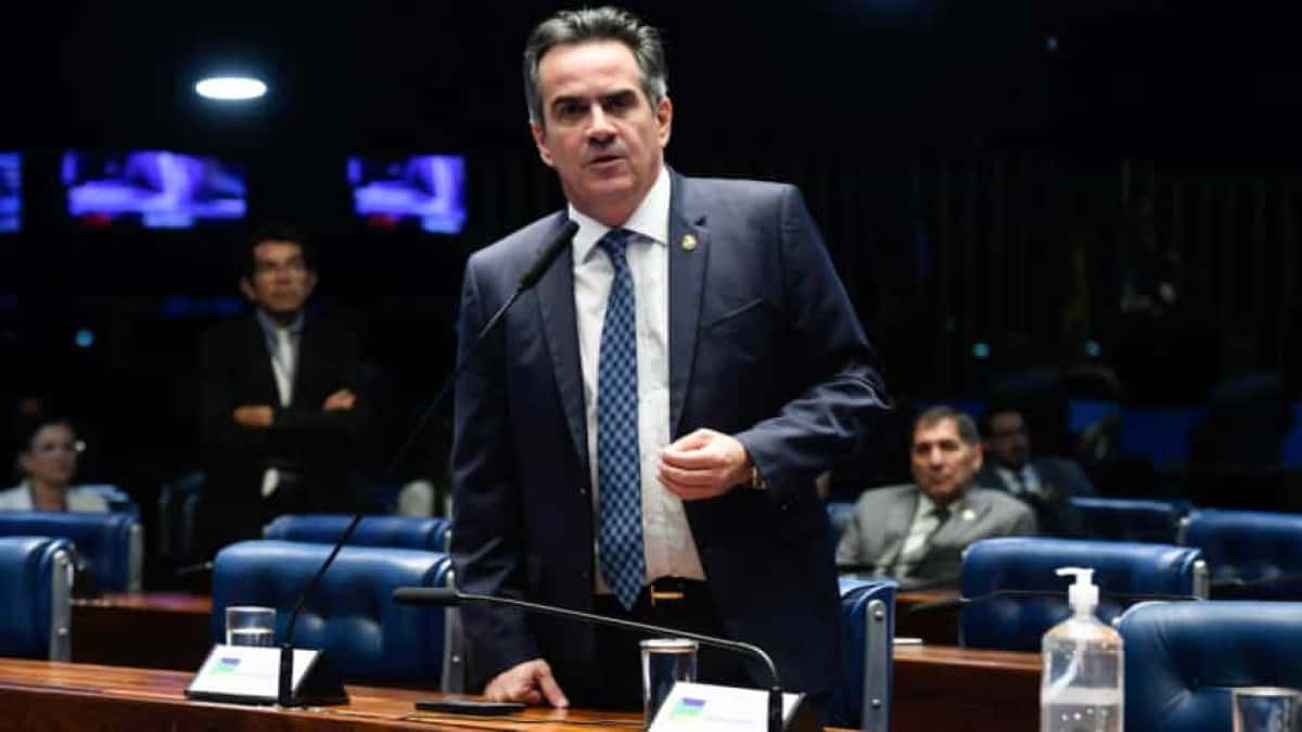 Plenário do Senado Federal durante sessão deliberativa ordinária. Na ordem do dia, deliberação dos embaixadores sabatinados pela Comissão de Relações Exteriores e Defesa Nacional, das Medidas Provisórias nºs 1.214 e 1.218, de 2024, e dos demais itens constantes da pauta publicada pela Secretaria-Geral da Mesa. Obs.: continuação da sessão iniciada em 14/08/2024. Em pronunciamento, à bancada, senador Ciro Nogueira (PP-PI). Foto: Jefferson Rudy/Agência Senado