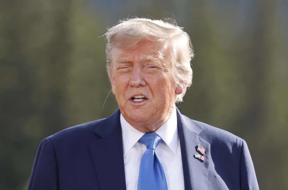 Kananaskis (Canada), 16/06/2025.- US President Donald Trump participates in a family photo during the Group of Seven (G7) Summit at the Kananaskis Country Golf Course in Kananaskis, Alberta, Canada, 16 June 2025. World leaders are gathered from 15 to 17 June 2025 for the annual G7 Summit. EFE/EPA/LUDOVIC MARIN / POOL