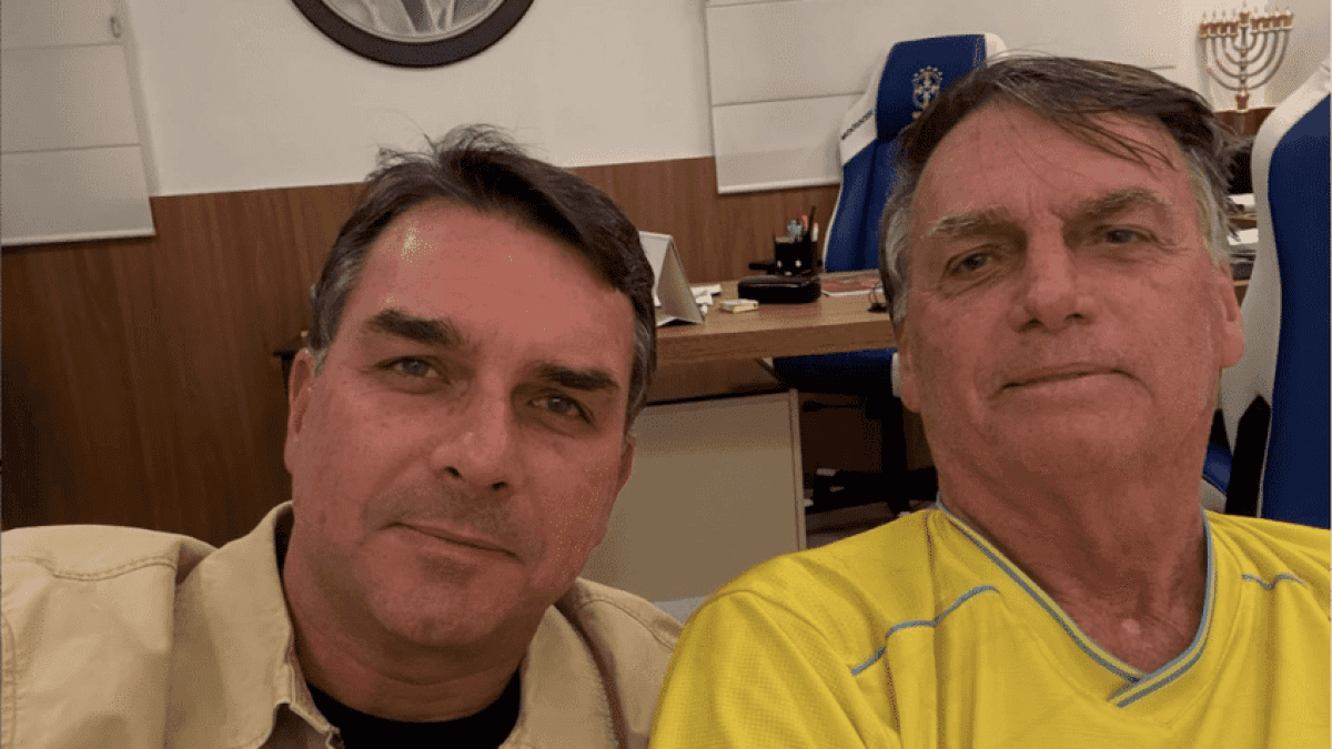 flavio-jair-bolsonaro-4jul25-848×477-2