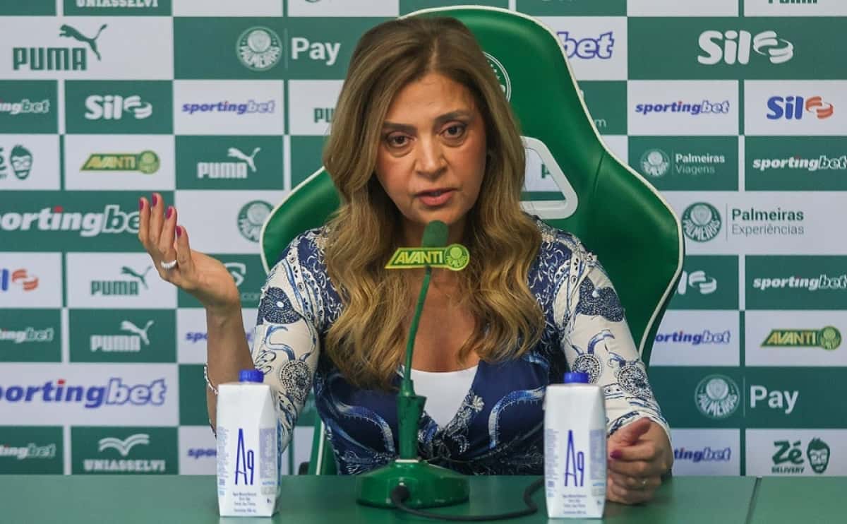 SP - VITORROQUE/PALMEIRAS - ESPORTES - A presidente do Palmeiras, Leila Pereira, durante coletiva de imprensa sobre o ataque ao atleta Luighi na tarde desta sexta (7) na Academia de Futebol. 07/03/2025 - Foto: YURI MURAKAMI/FOTOARENA/FOTOARENA/ESTADÃO CONTEÚDO