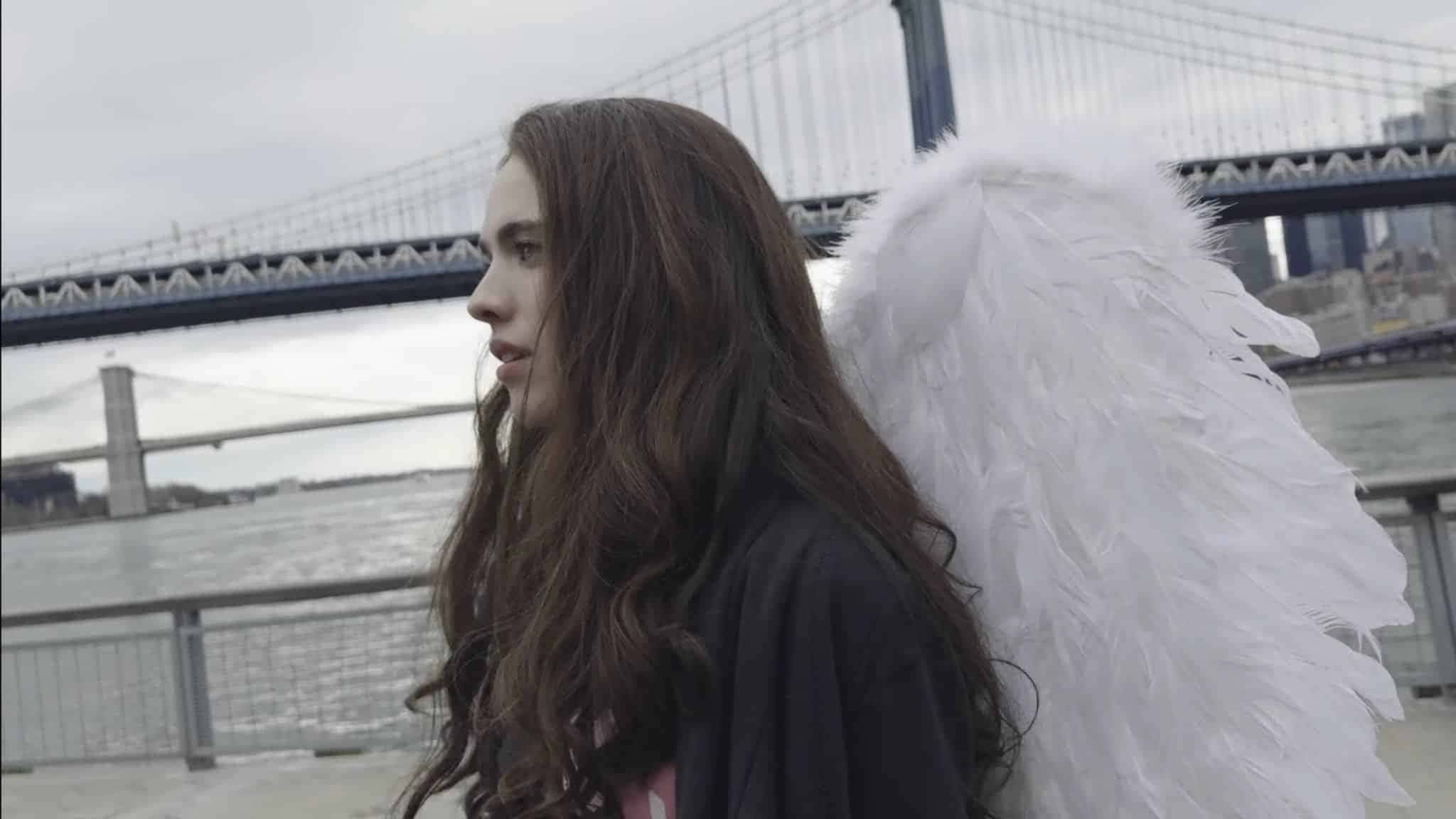 margaret-qualley