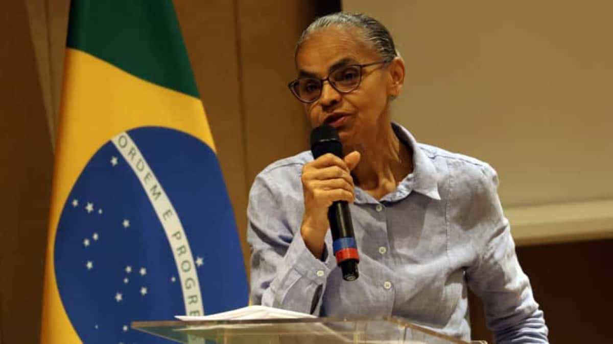 Brasília (DF), 29/05/2025 - A ministra do Meio Ambiente, Marina Silva, participa de encontro com lideranças afrodescendentes da América Latina e do Caribe para entregar formalmente ao Itamaraty suas propostas políticas e institucionais para a COP30, que será realizada em Belém (PA). Foto: Antonio Cruz/Agência Brasil