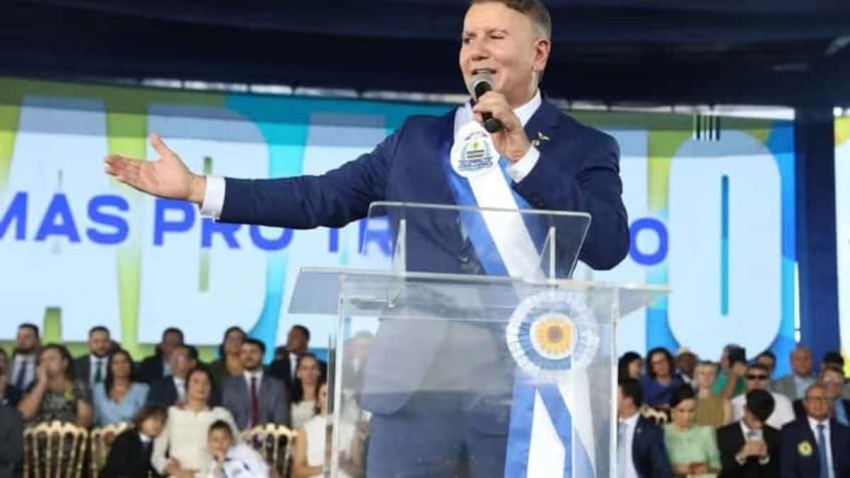 prefeito-palmas-eduardo-siqueira-848×477-2