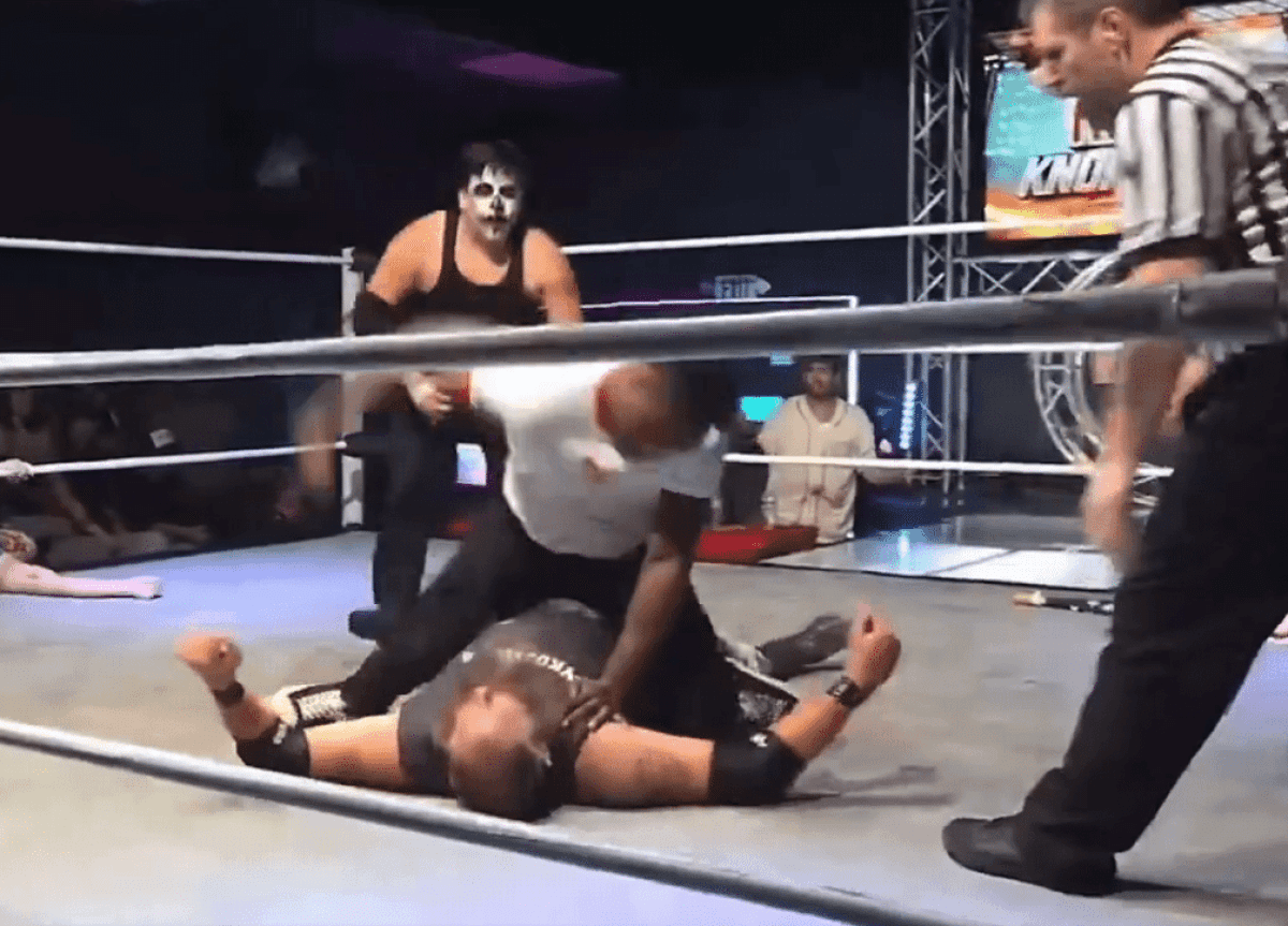 Filho-de-Rampage-apaga-wrestler