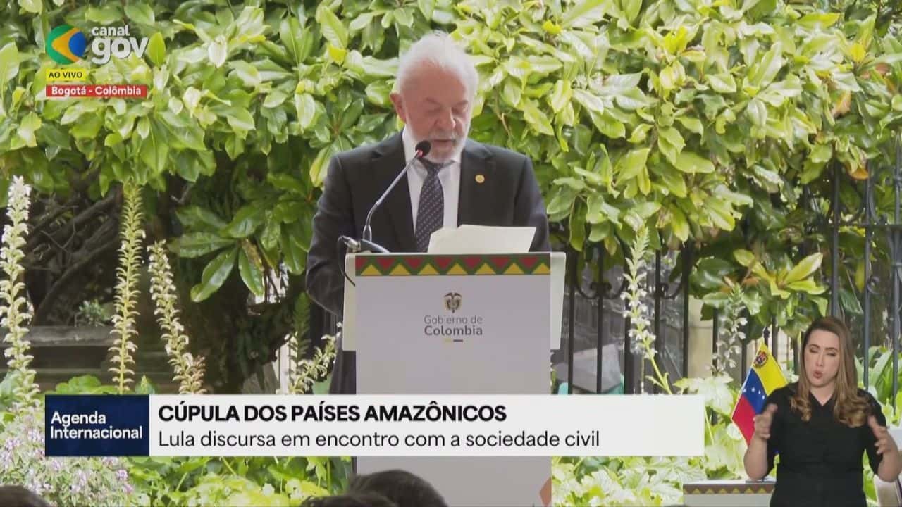 Presidente-Lula-discursa-na-Colombia-1