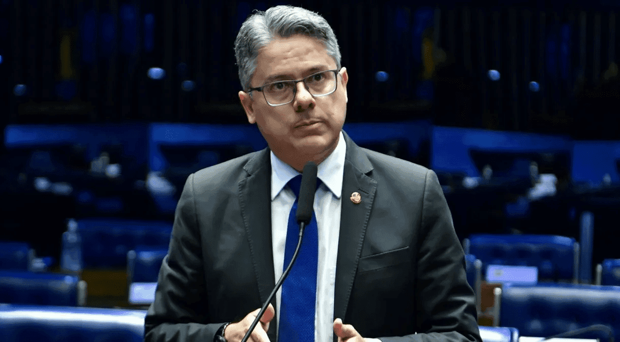 alessandro_vieira_senador_01-e1702390969171