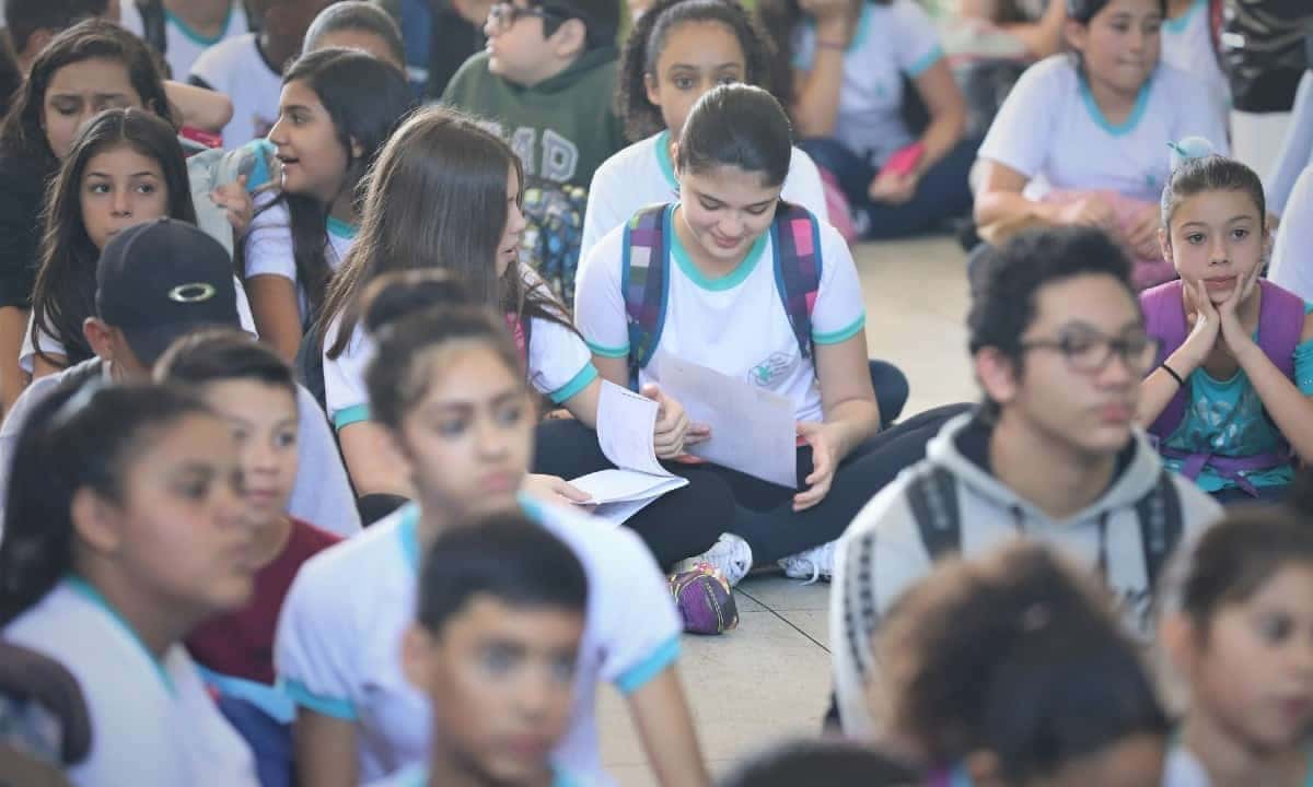 estudantes_ensinomedio_sp