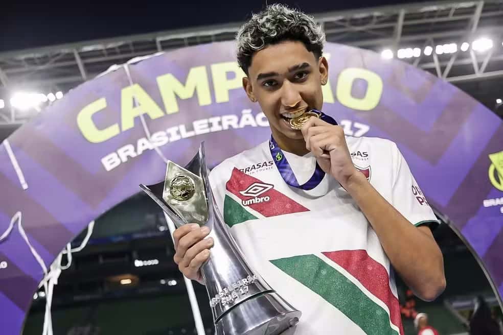 isaque_fluminense
