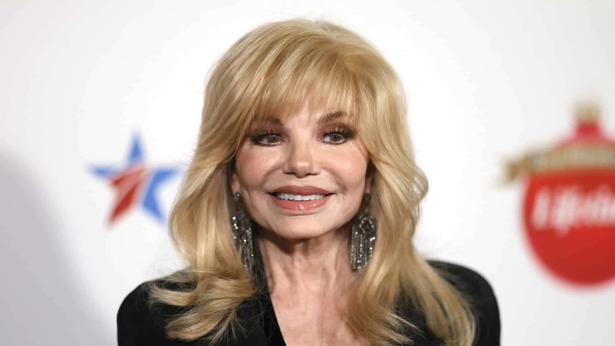 loni-anderson-e1754314589388
