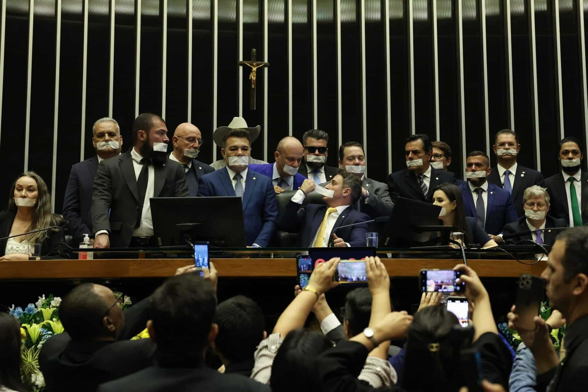 obstrucao-no-plenario-da-camara