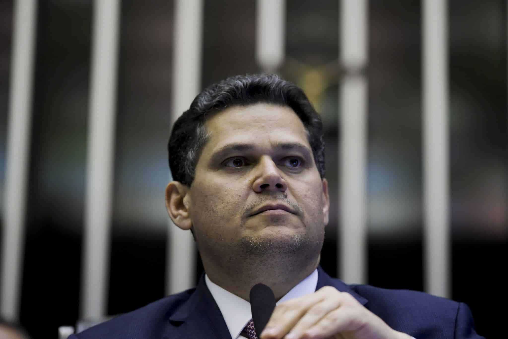 DAVI-ALCOLUMBRE-PLENARIO-03-02-2025