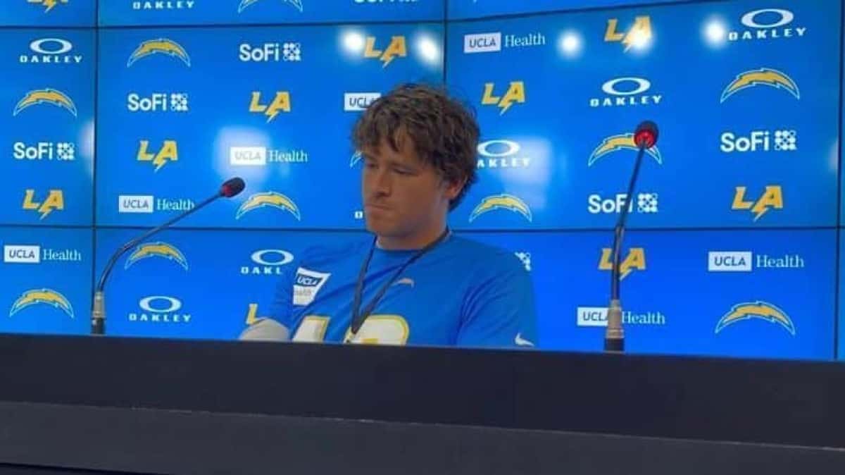 herbert_coletiva_chargers-e1756937102614