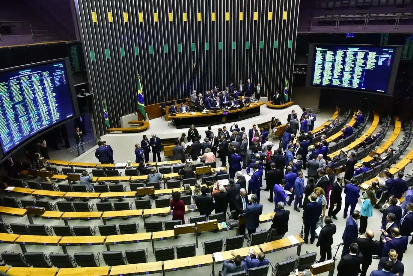 camara-dos-deputados-1