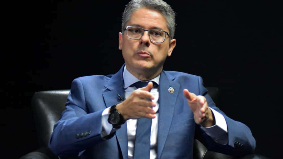 AlessandroVieira-21fev2024-18-848×477-1