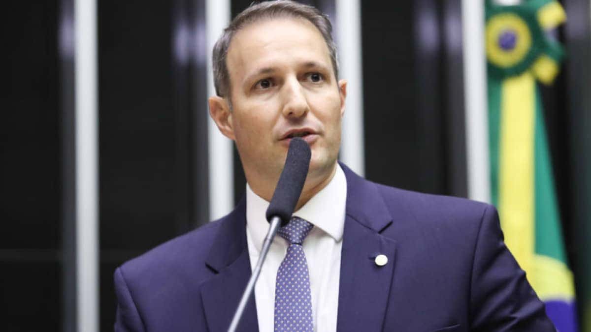 Guilherme-Derrite-deputado-848×477-1