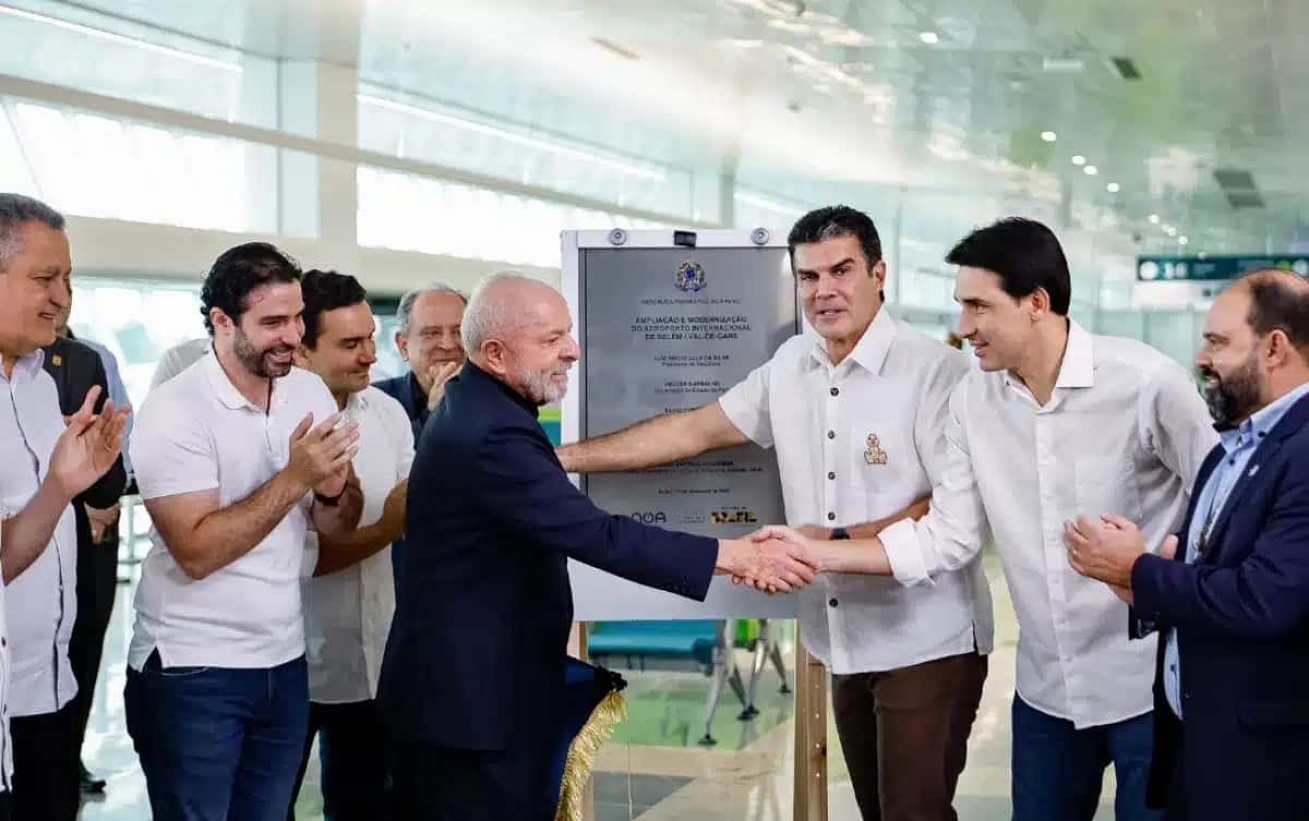 LULA-INAUGURA-PORTO