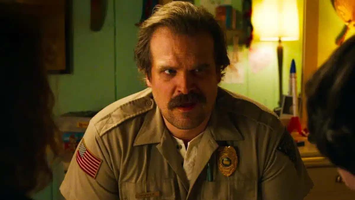 david-harbour-em-stranger-things