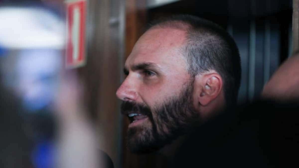 eduardo-bolsonaro-lula-marques-848×477-1