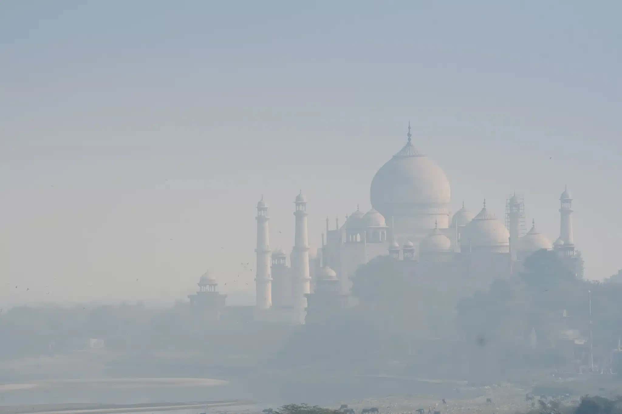 poluicao-no-taj-mahal-em-2017
