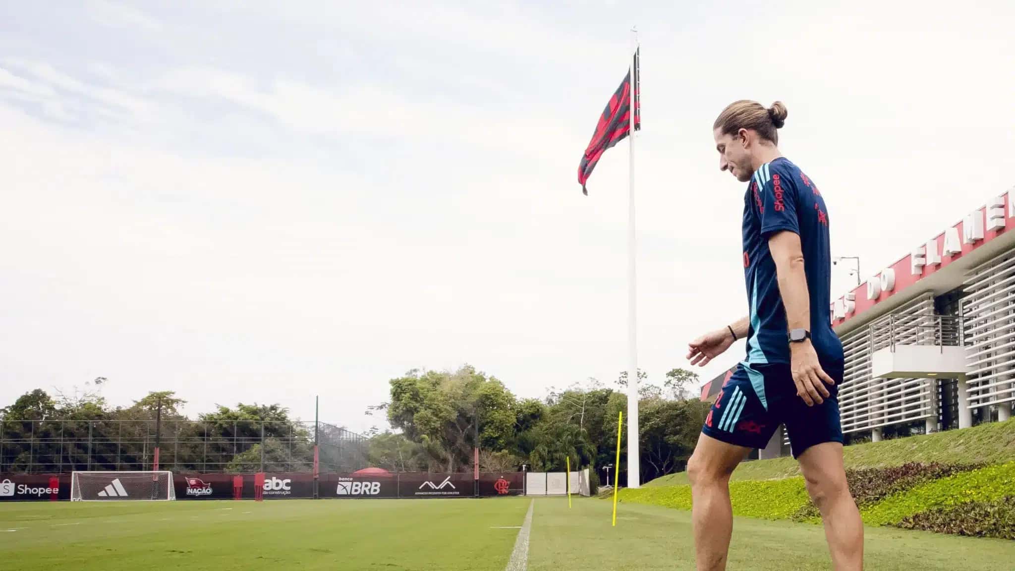 Filipe-Luis-Flamengo-e1760811976395