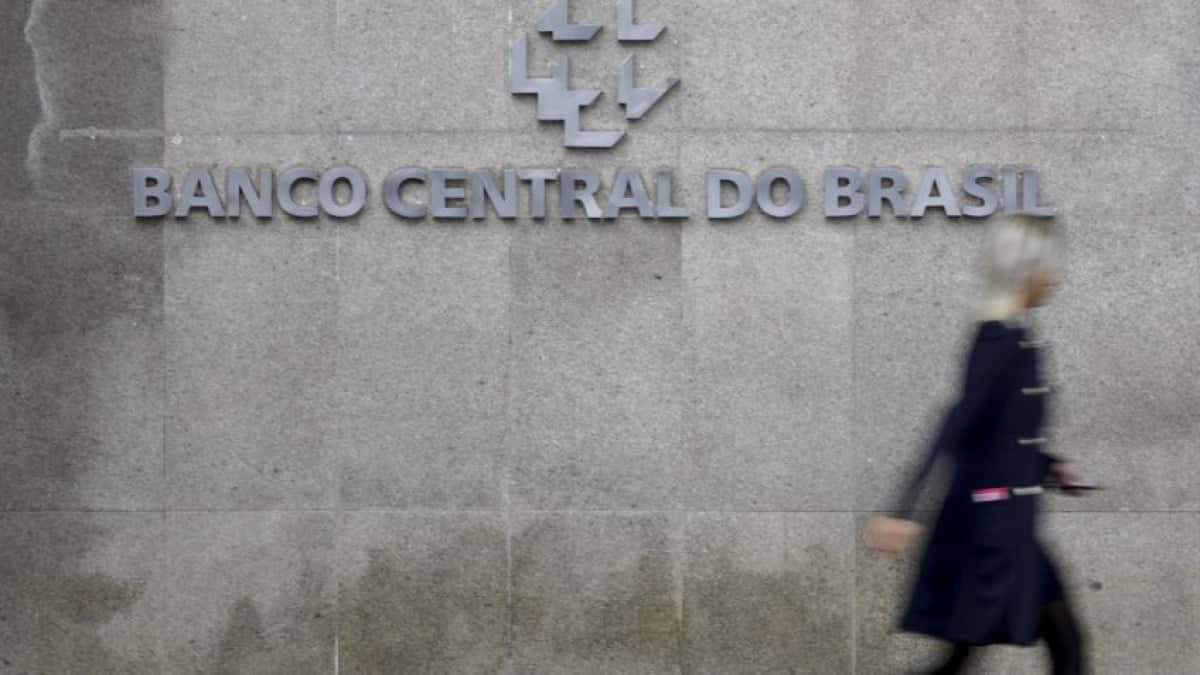 BancoCentral-BC-Fachada-11-848×477-1