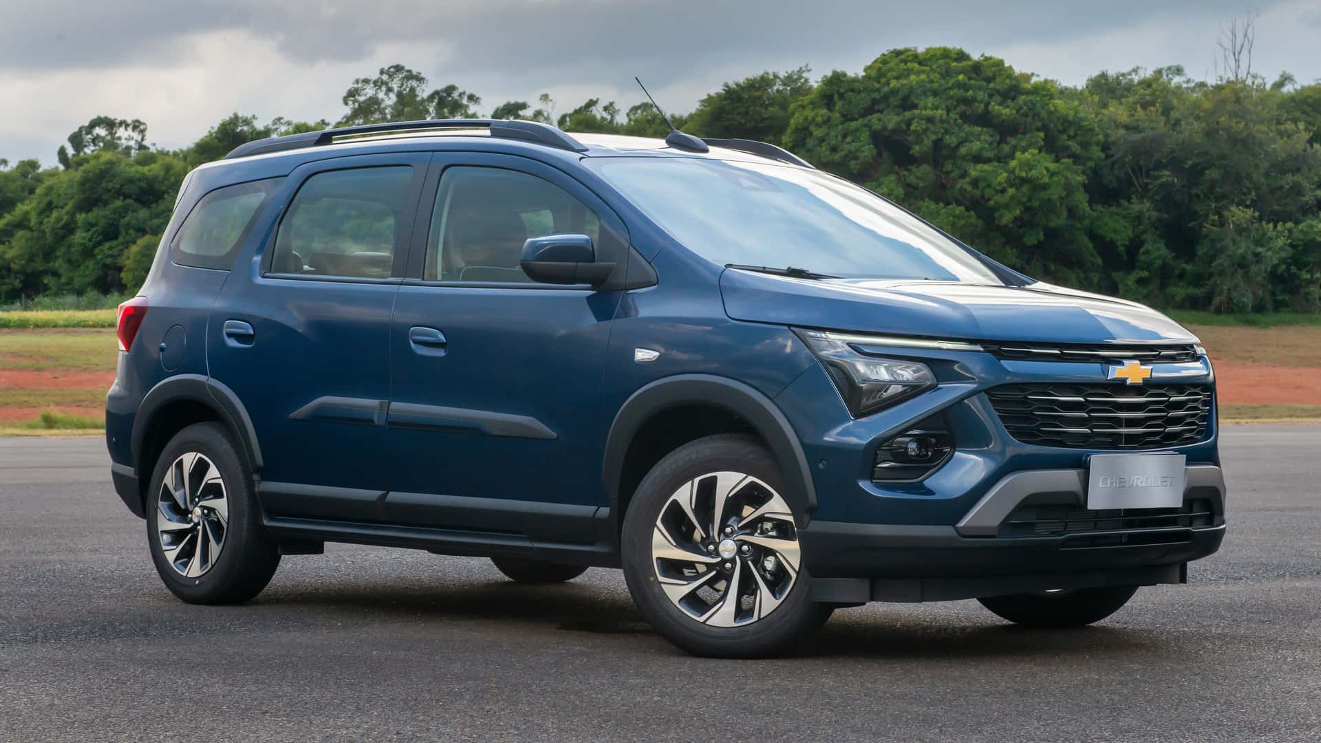 Chevrolet-Spin-Premier-2025
