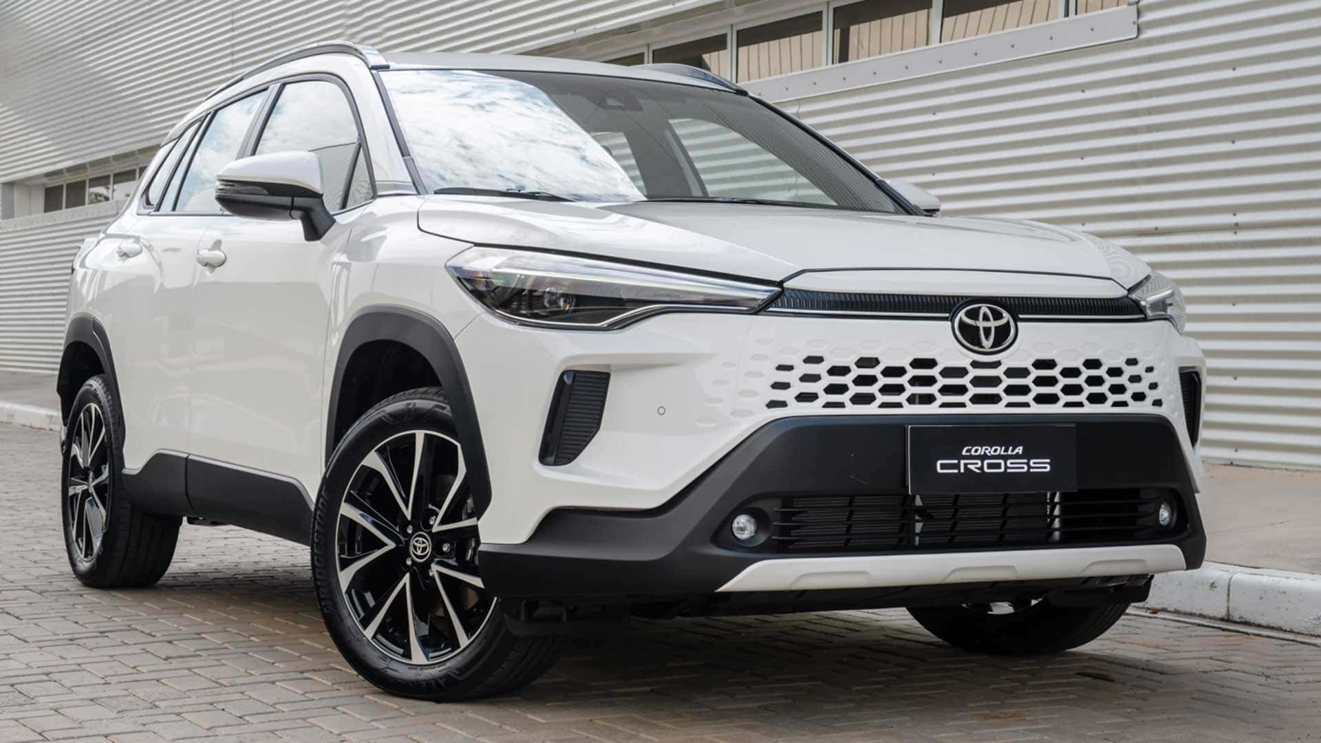 Toyota-Corolla-Cross-XRE-2026