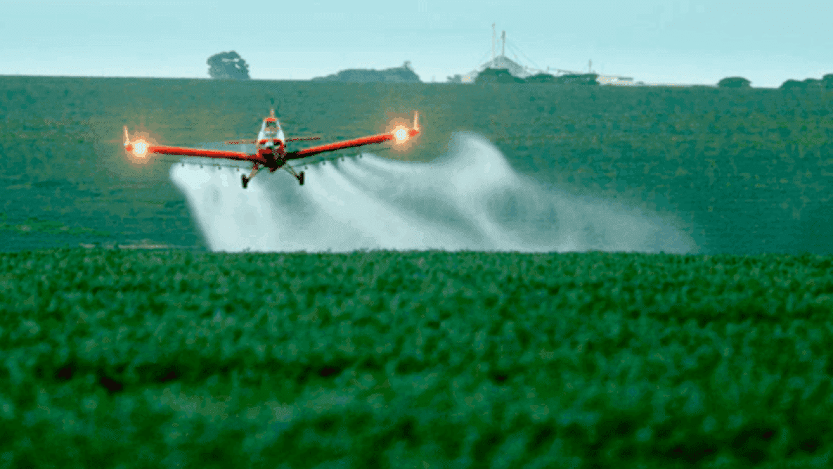 aviao-agrotoxico-glifosato-25mai26-848×477-1