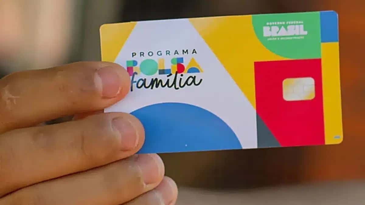 novo-cartao-bolsa-familia-e1766182951630-1
