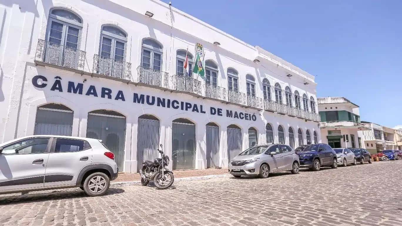 Camara-Municipal-de-Maceio-e1745855400118