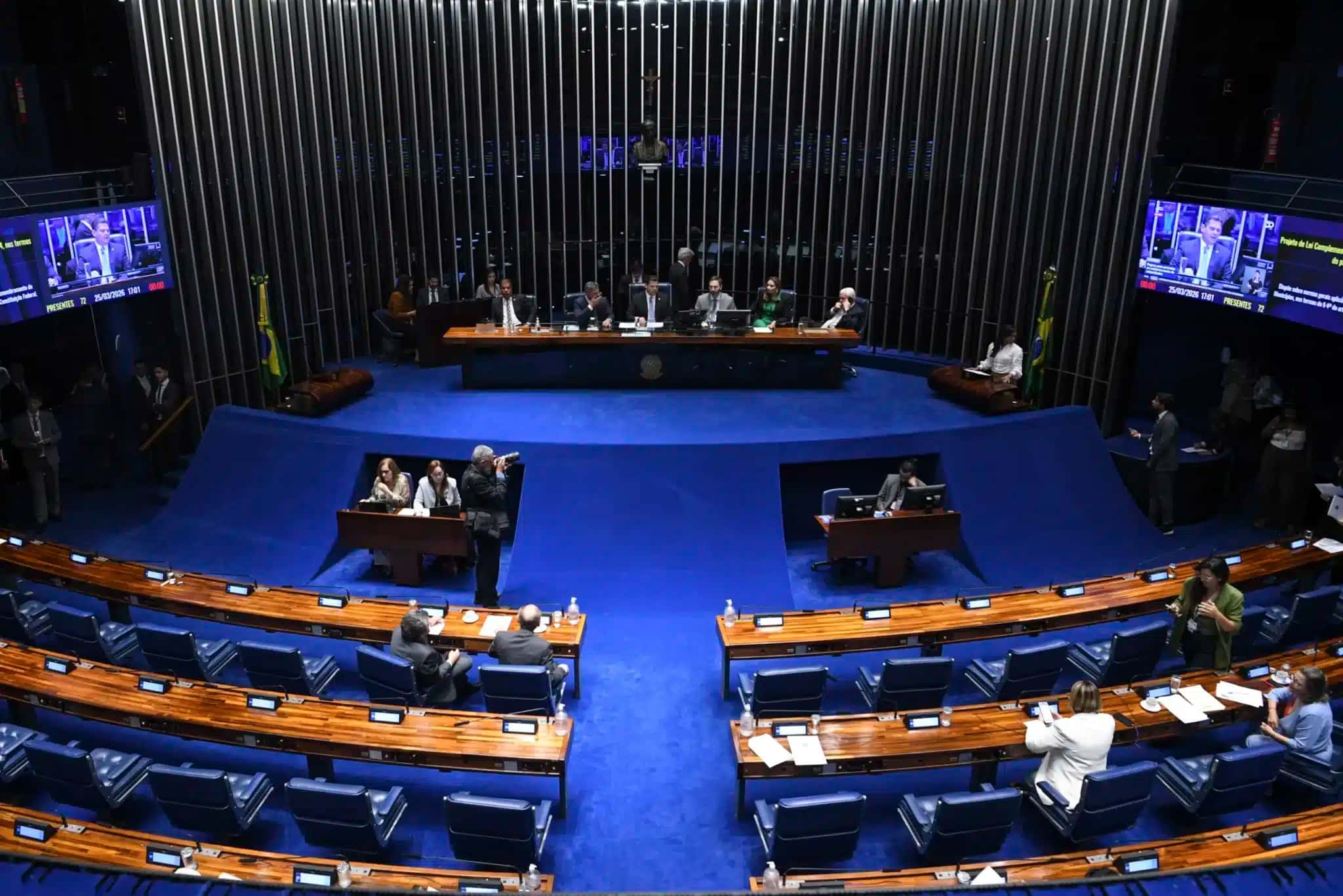 SENADO-scaled-1