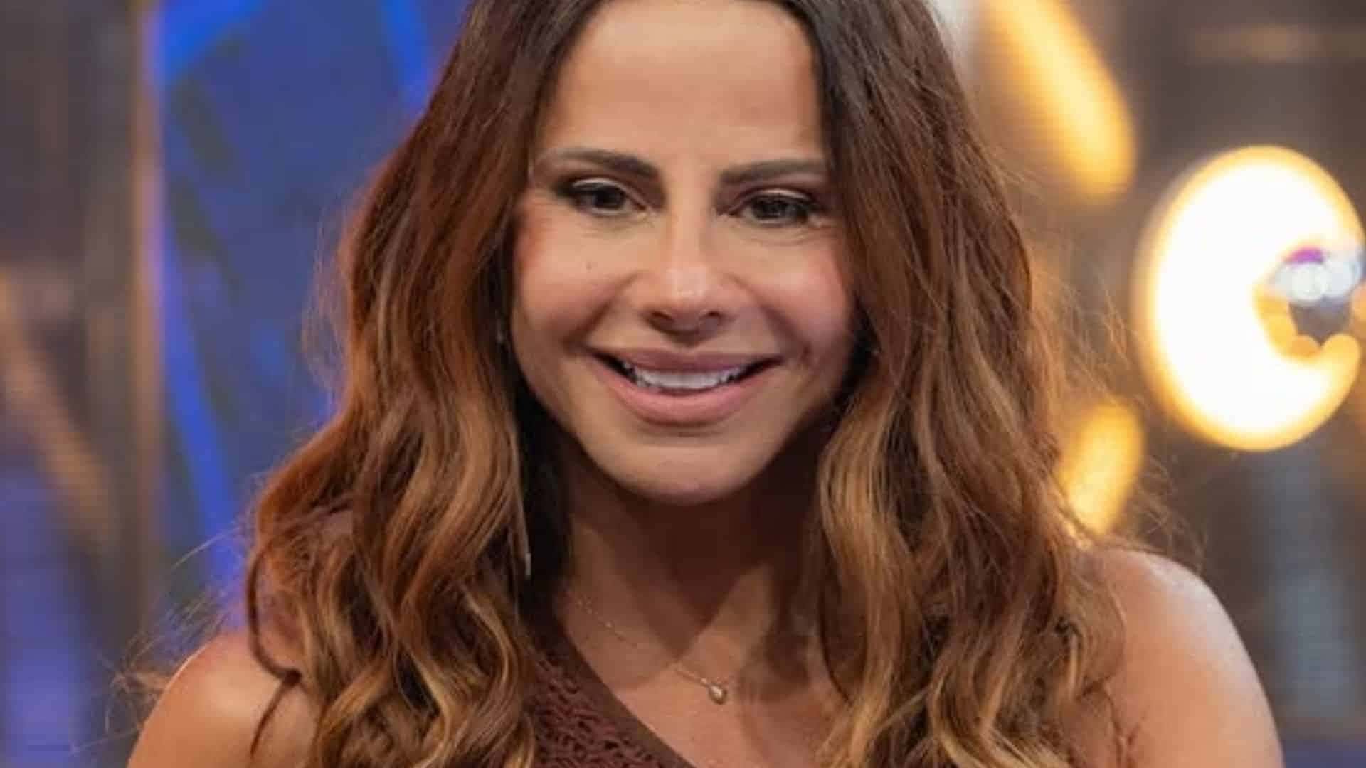 Viviane-Araujo