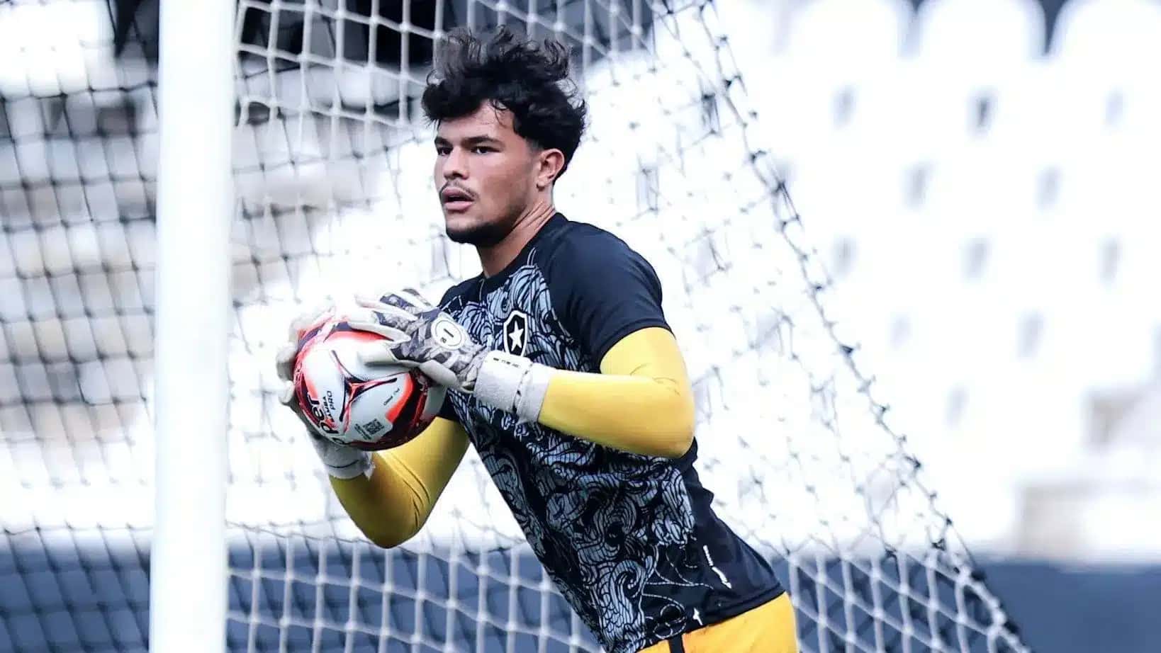 bruninho_samudio_botafogo-e1780527885945
