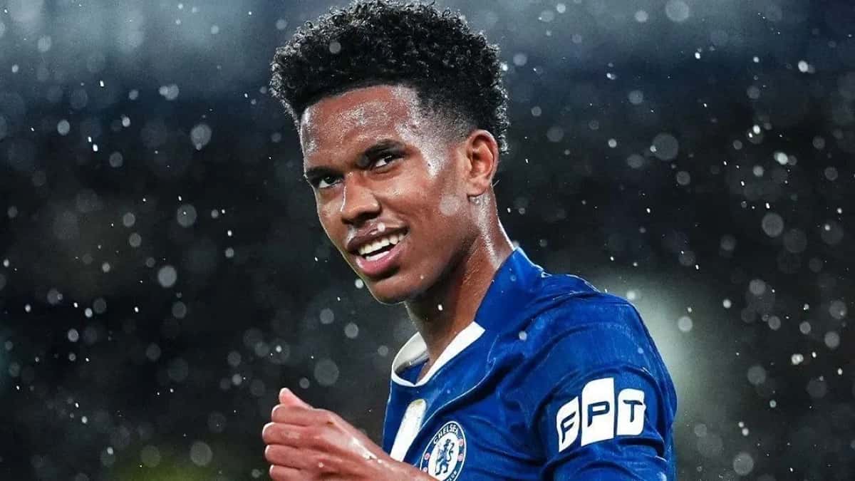 estevao_chelsea_x_ajax-e1761165785923