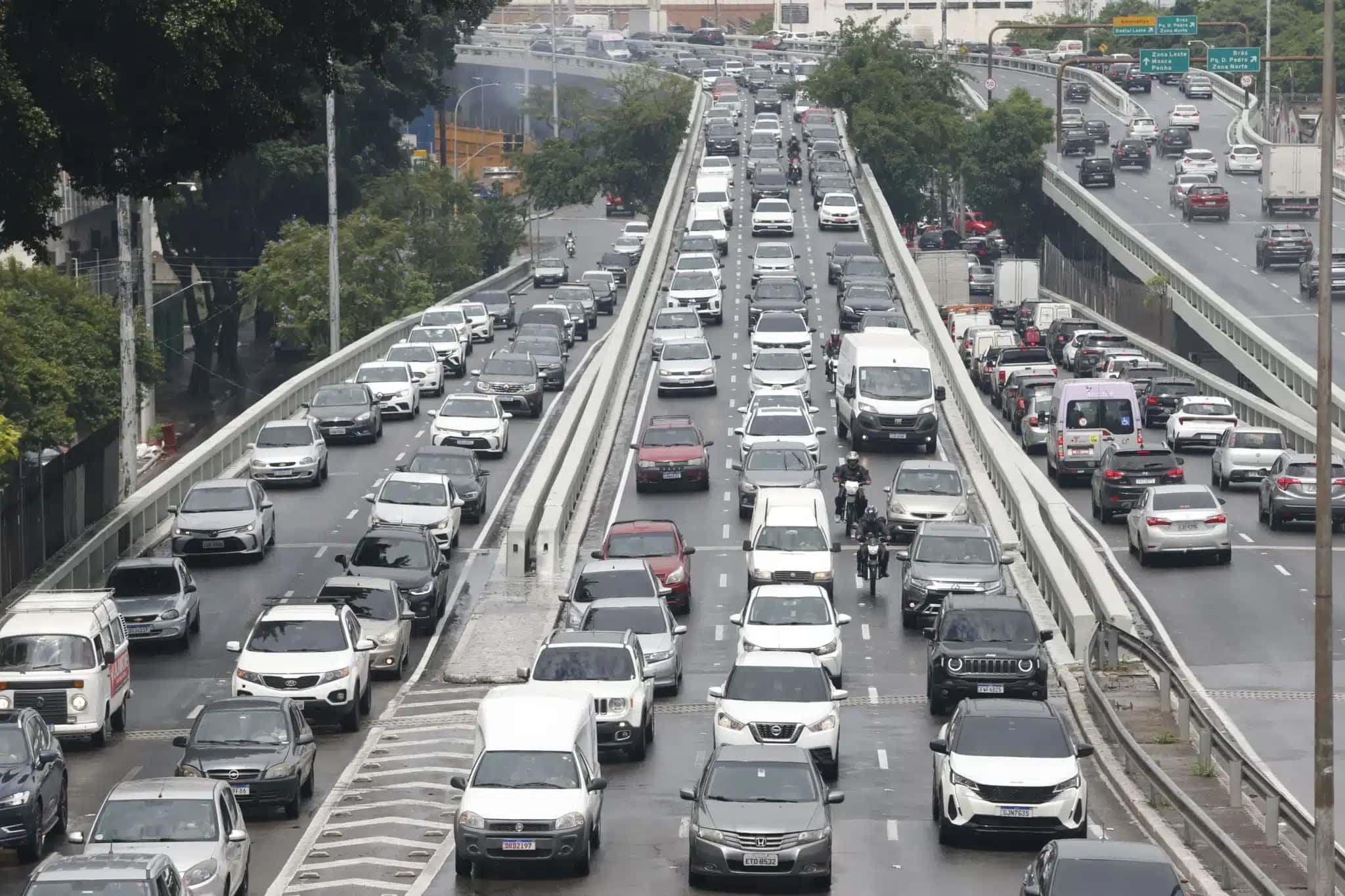 transito_chuva_06