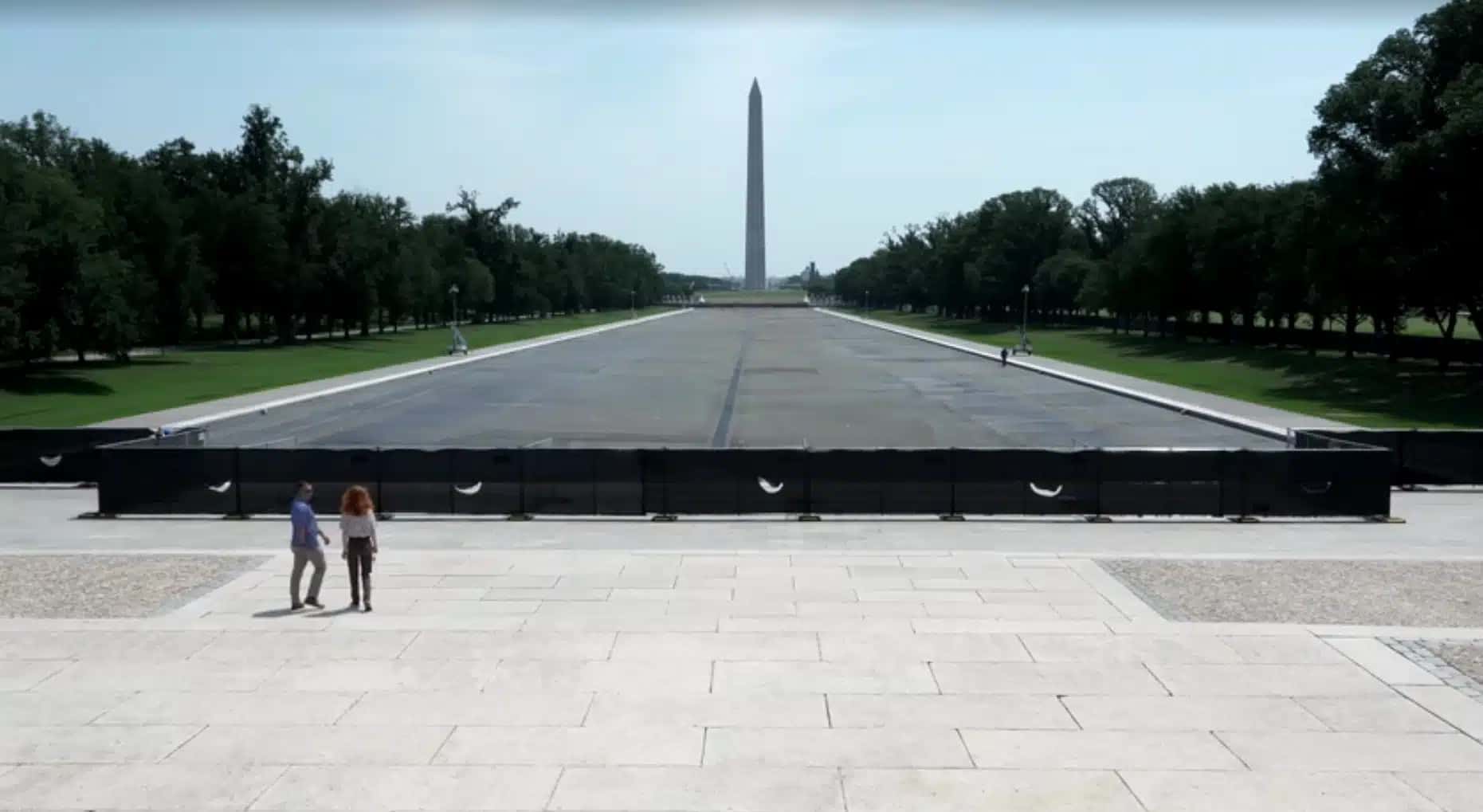Imagens mostram o espelho d’água do Lincoln Memorial esvaziado para reparos