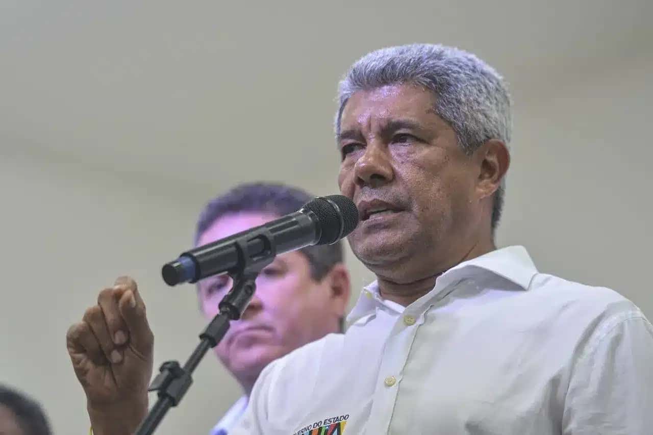 O governador da Bahia, Jerônimo Rodrigues (PT)