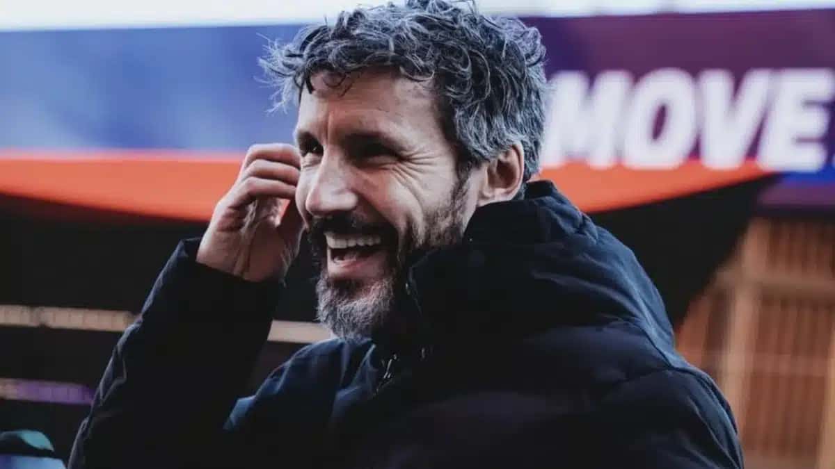 Mark van Bommel deve assumir o comando da Bélgica