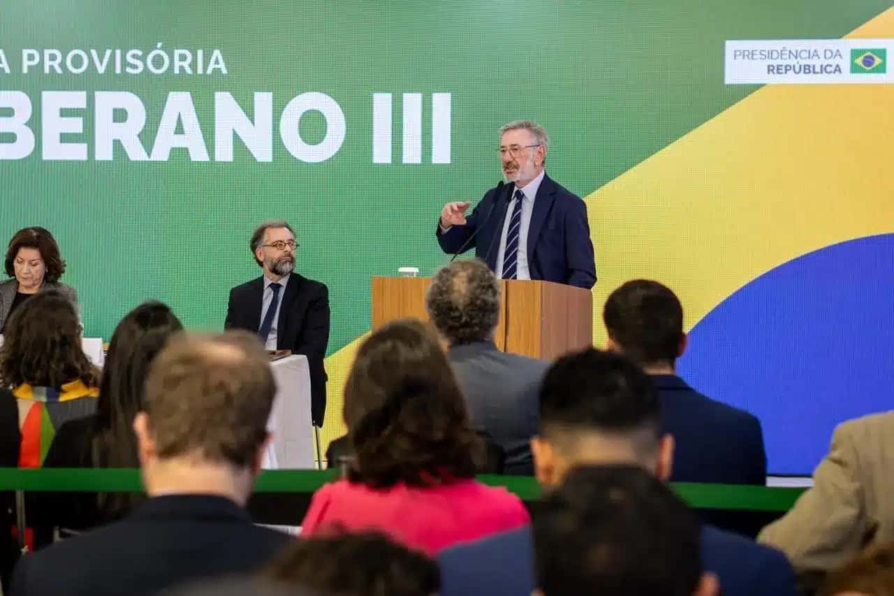 Fotos: solenidade da edição da medida provisória do Brasil Soberano III.